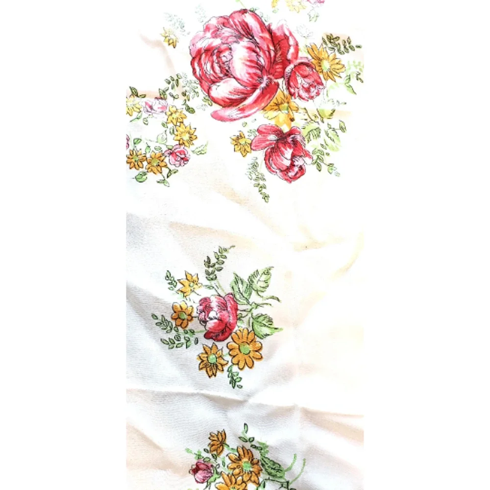 Vintage Cabbage Roses Scarf- Pink & Red Flowers-‎ Mid-century Designer d1-